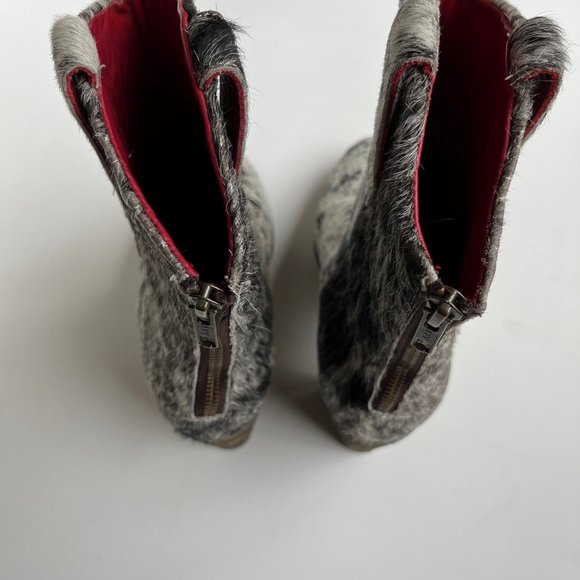 Alcala George Women's Cow Hair Booties - Unique Western Designer Styling! - Picture 5 of 16